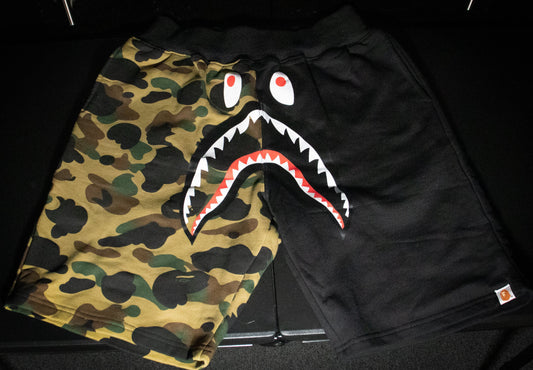 Short Bape Camo (Talla M)